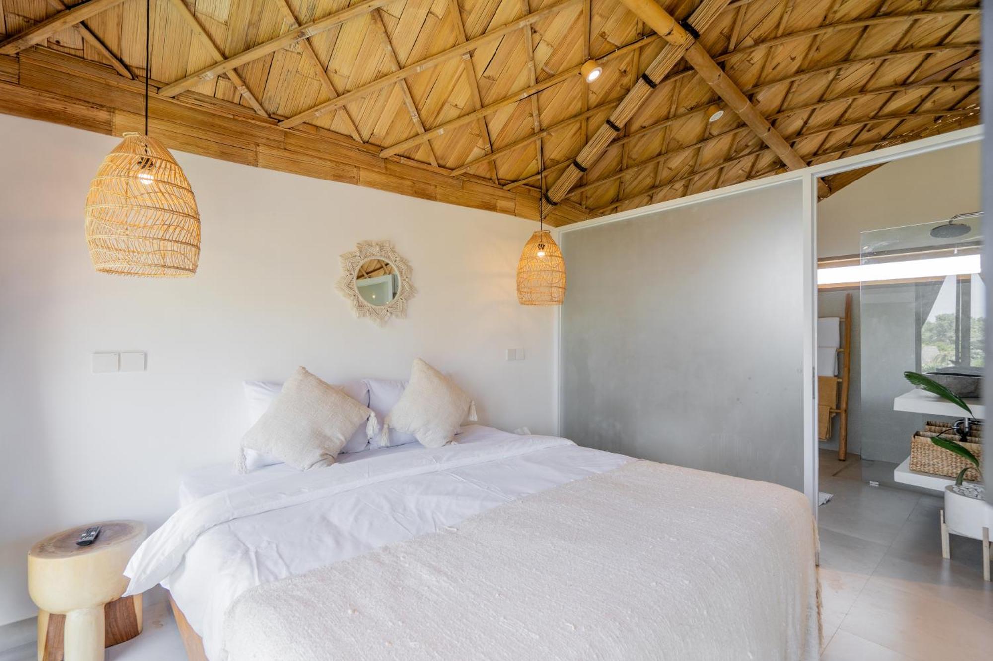 Villa Sunset Bamboo - 3Br Villa In Kerobokan Dış mekan fotoğraf
