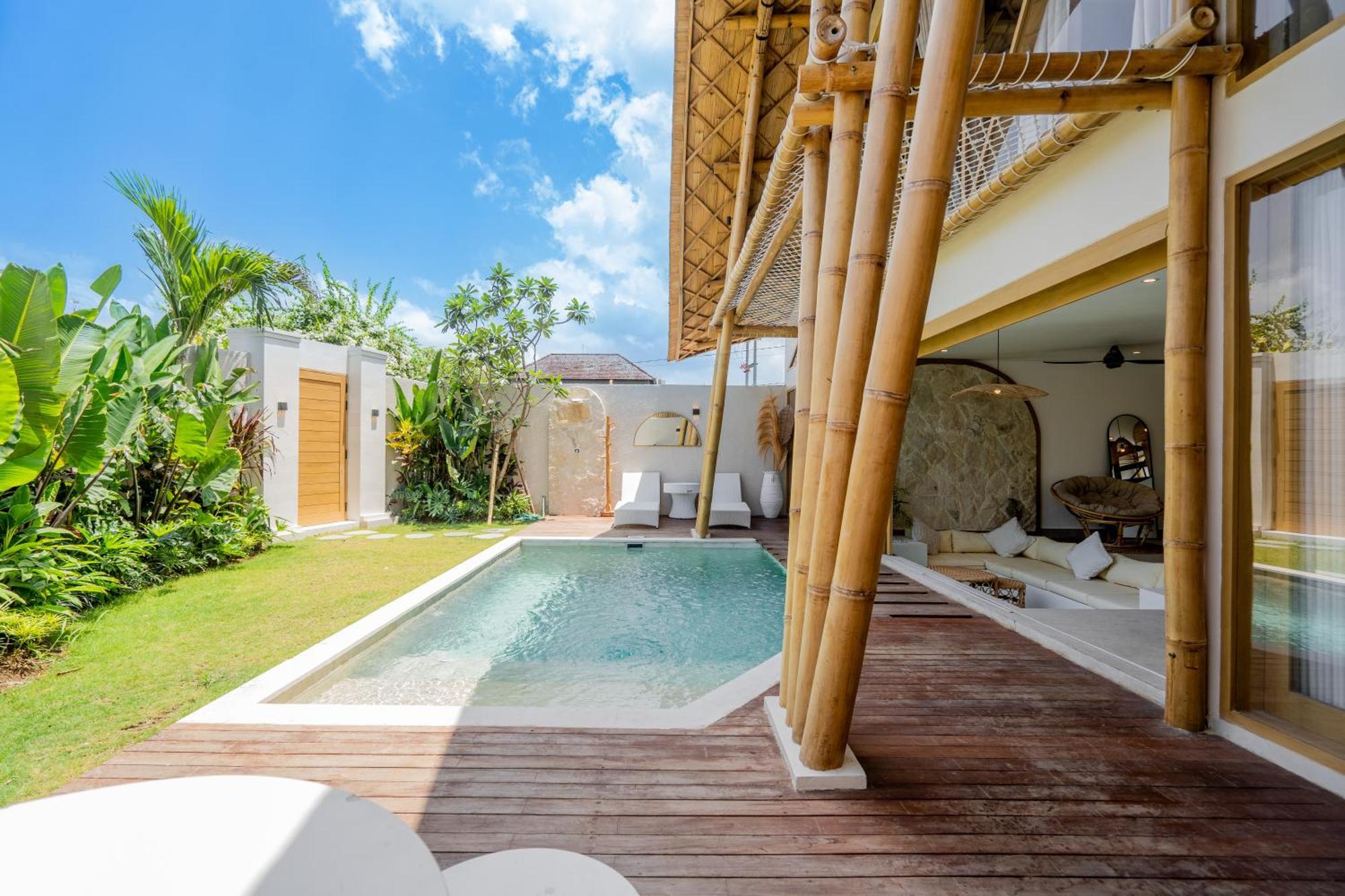 Villa Sunset Bamboo - 3Br Villa In Kerobokan Dış mekan fotoğraf