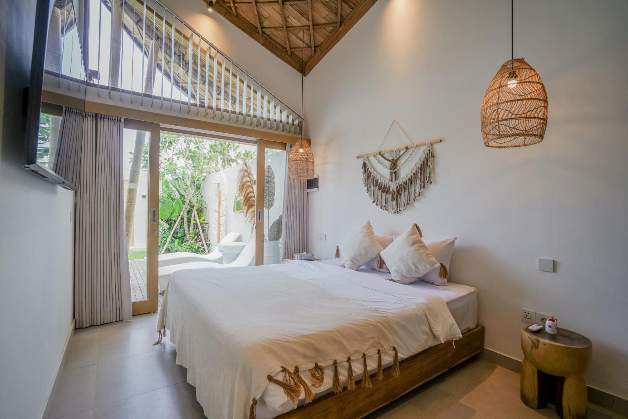 Villa Sunset Bamboo - 3Br Villa In Kerobokan Dış mekan fotoğraf
