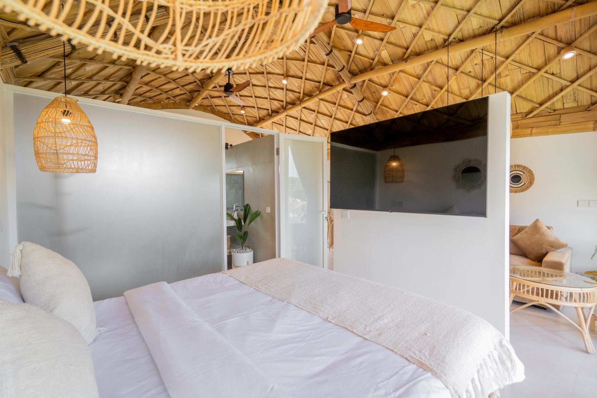 Villa Sunset Bamboo - 3Br Villa In Kerobokan Dış mekan fotoğraf