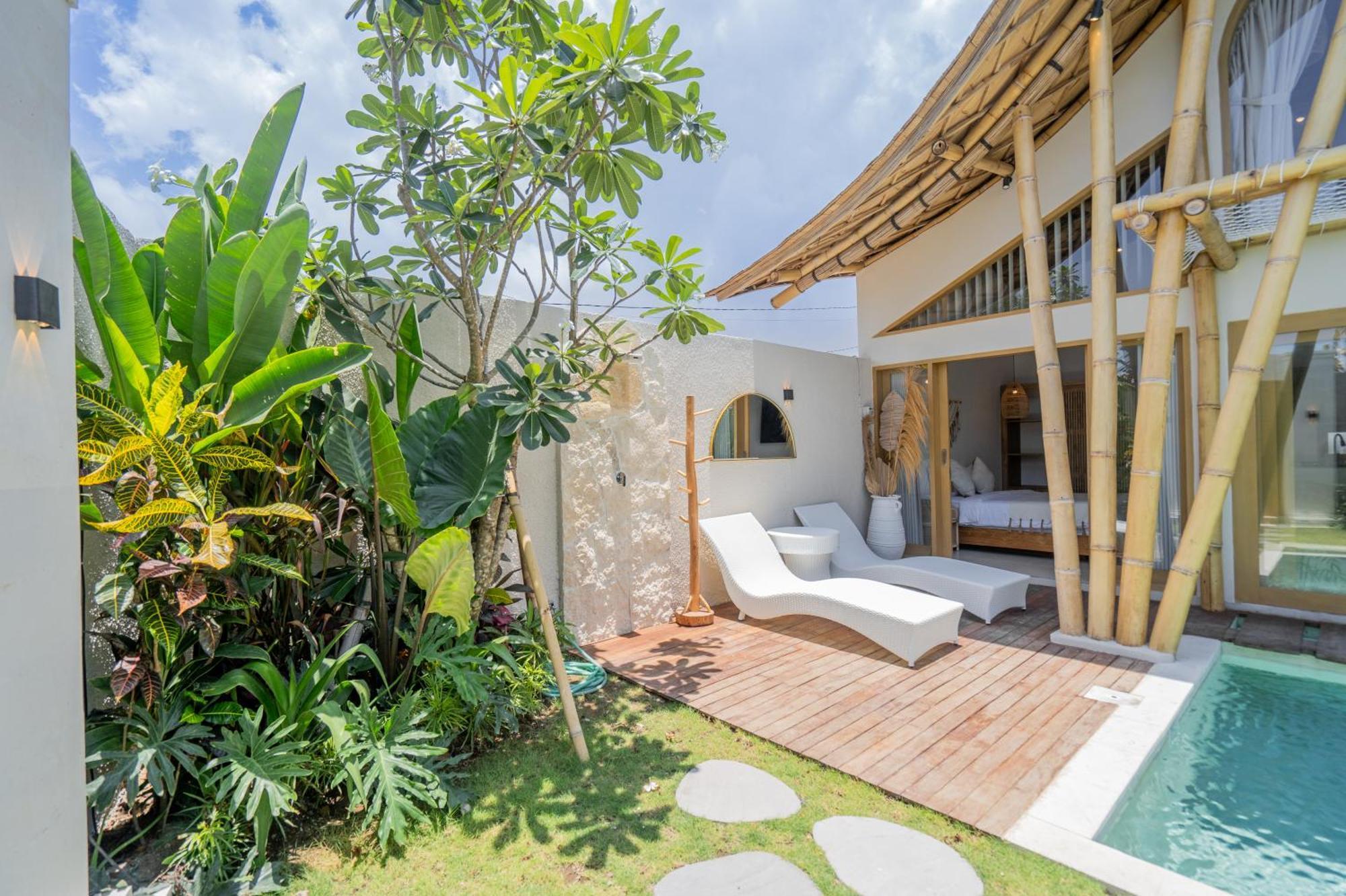 Villa Sunset Bamboo - 3Br Villa In Kerobokan Dış mekan fotoğraf