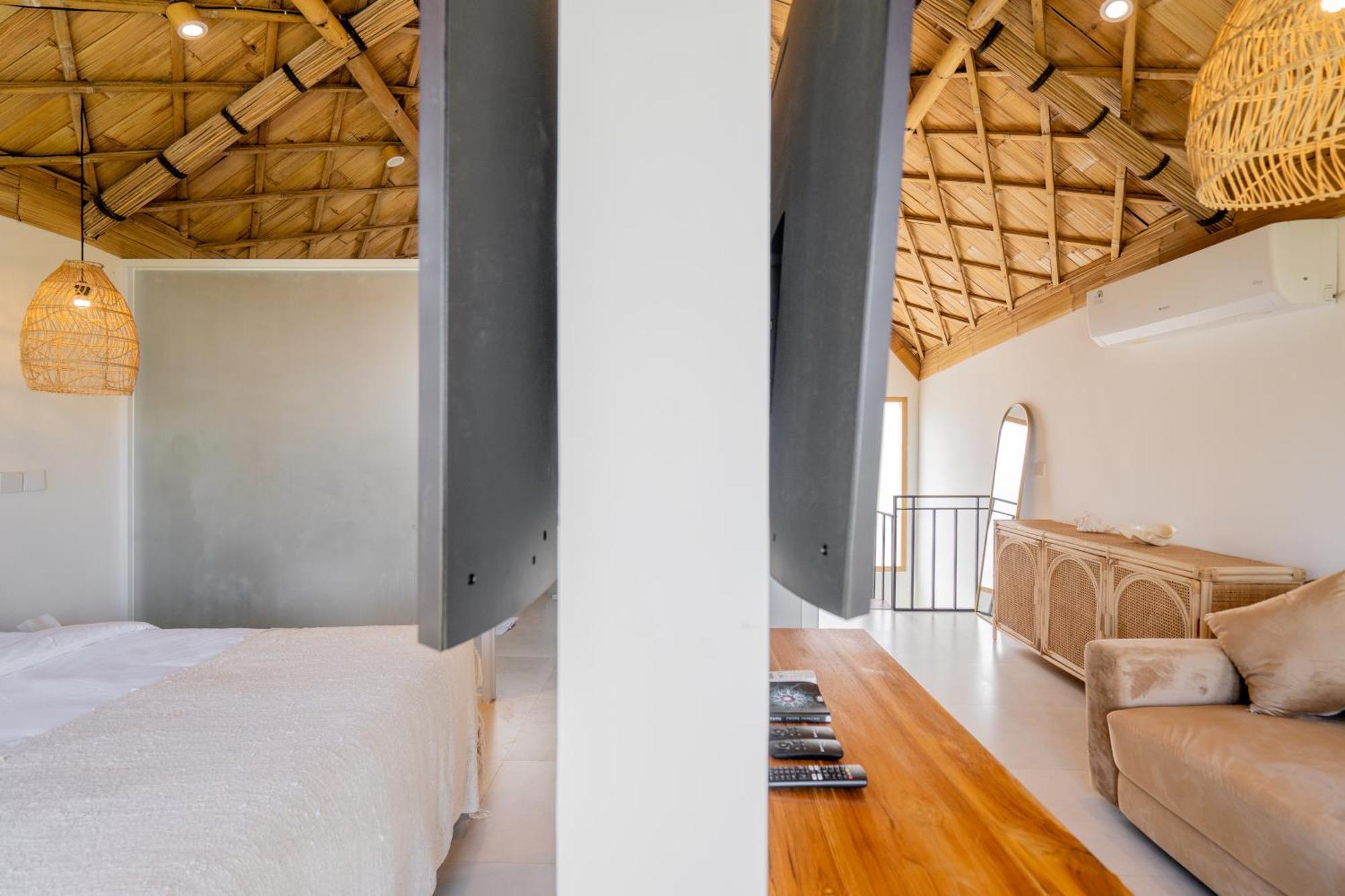 Villa Sunset Bamboo - 3Br Villa In Kerobokan Dış mekan fotoğraf